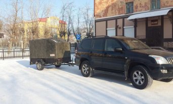 Аренда авто а Alpha Car Toyota LandCruiser Prado с прицепом Аренда авто а Alpha Car Toyota LandCruiser Prado с прицепом