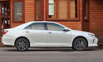 Аренда авто а Alpha Car Toyota Camry 2016 Аренда авто а Alpha Car Toyota Camry 2016
