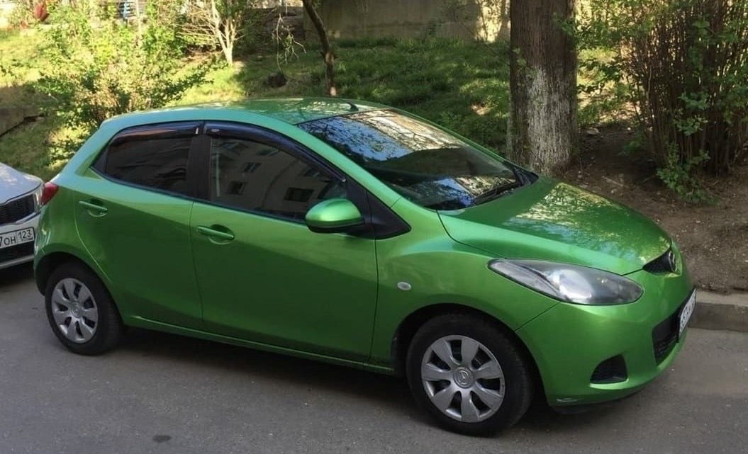 Аренда авто а Alpha Car Mazda Demio Аренда авто а Alpha Car Mazda Demio