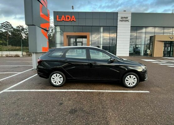 Аренда авто а Alpha Car Lada Vesta SW