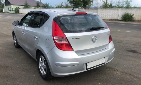 Аренда авто а Alpha Car Hyundai i30 Аренда авто а Alpha Car Hyundai i30