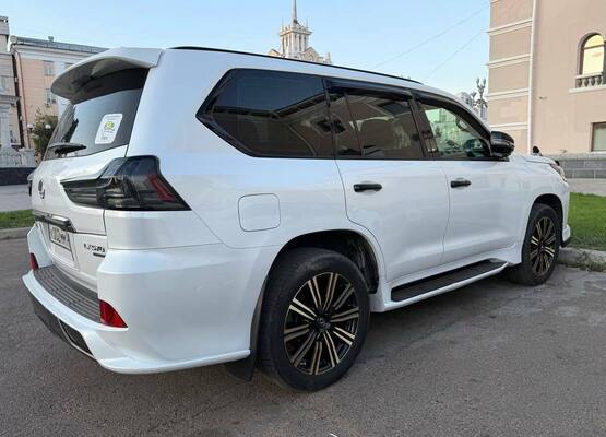 Аренда авто Lexus Lx 570 2020 Аренда авто Lexus Lx 570 2020