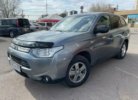 Аренда авто а Alpha Car Mitsubishi outlander 2014